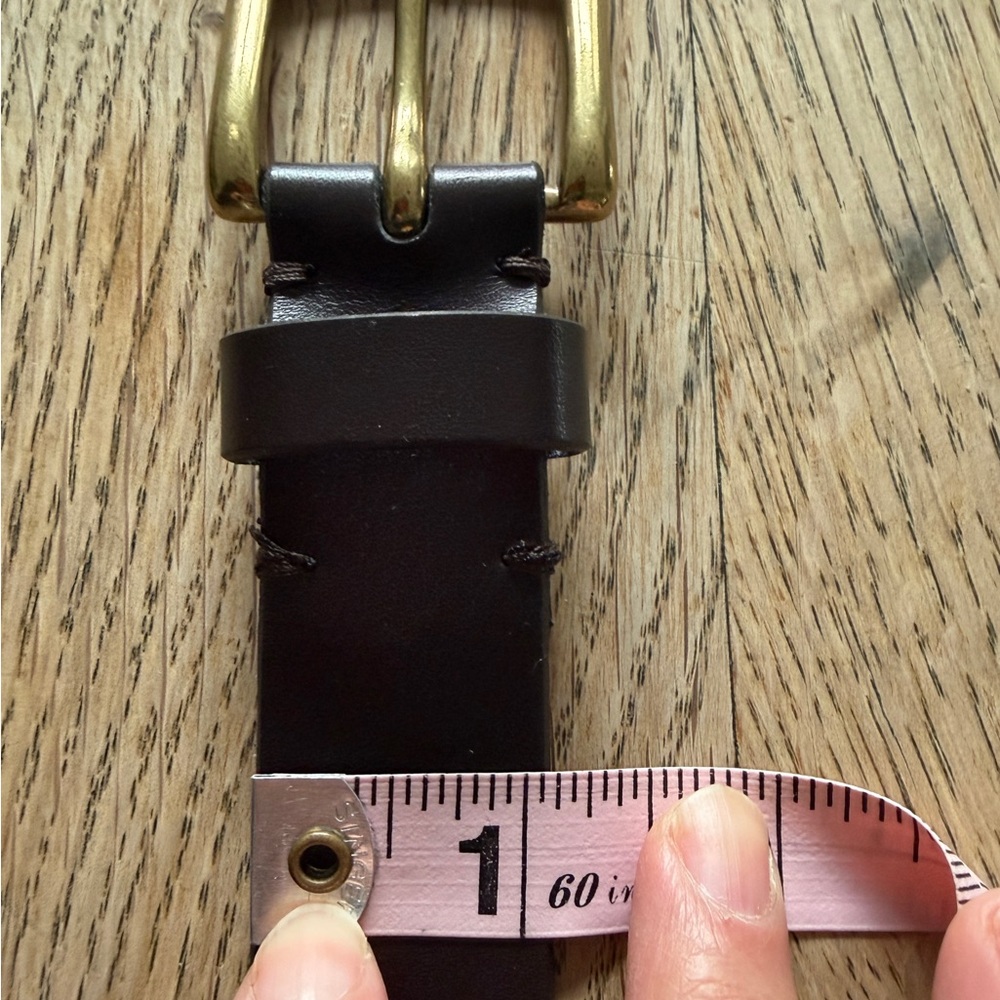 GAP Boys Dark Brown Leather Belt - M - Like New - Picture 4 of 8